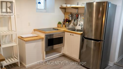 314 Weston Road, Toronto (Junction Area), ON - Indoor Photo Showing Kitchen