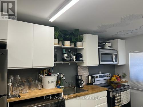 314 Weston Road, Toronto (Junction Area), ON - Indoor Photo Showing Kitchen