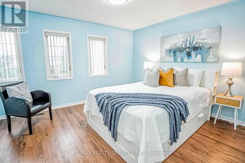 15 Roundstone Drive, Brampton (Credit Valley), ON - Indoor Photo Showing Bedroom