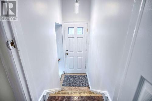 2305 Wagner Crescent, Burlington (Brant), ON - Indoor Photo Showing Other Room