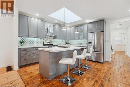 76 Macaulay Street W, Hamilton (North End), ON - Indoor Photo Showing Kitchen With Upgraded Kitchen