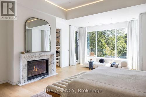 7 Appleby Court, Toronto, ON - Indoor With Fireplace