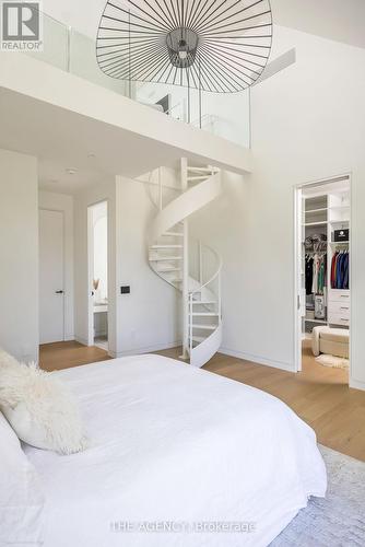 7 Appleby Court, Toronto (Islington-City Centre West), ON - Indoor Photo Showing Bedroom