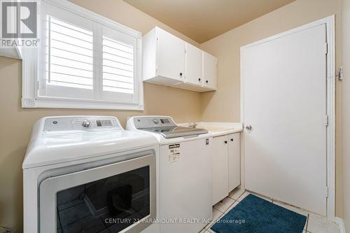 52 Blackwell Place, Brampton (Fletcher'S Creek South), ON - Indoor Photo Showing Laundry Room