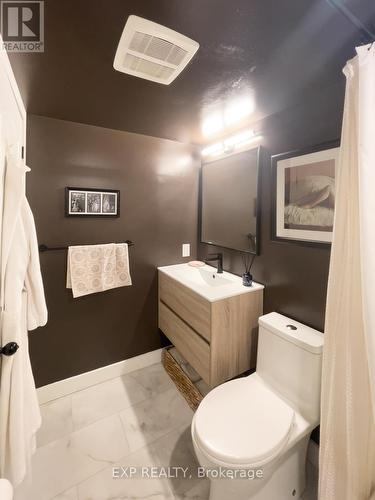 501 - 2111 Lakeshore Boulevard W, Toronto (Mimico), ON - Indoor Photo Showing Bathroom