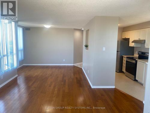 1402 - 100 Millside Drive S, Milton (Old Milton), ON - Indoor Photo Showing Kitchen