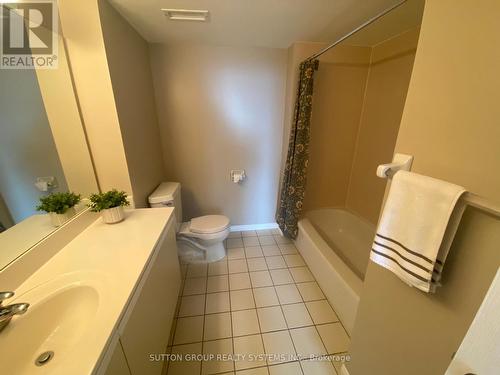 1402 - 100 Millside Drive S, Milton (Old Milton), ON - Indoor Photo Showing Bathroom