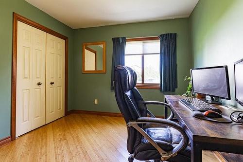 12 Ridge Point Drive, St. Catharines, ON - Indoor Photo Showing Office