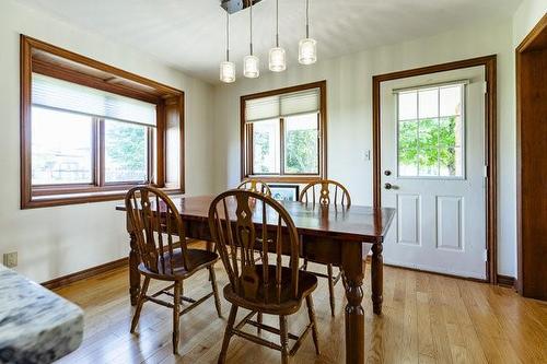 12 Ridge Point Drive, St. Catharines, ON - Indoor Photo Showing Dining Room