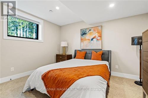 45 Peach Tree Common, St. Catharines, ON - Indoor Photo Showing Bedroom