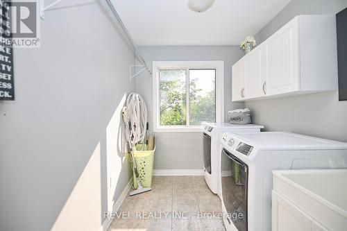 47 Flynn Court, St. Catharines, ON - Indoor Photo Showing Laundry Room