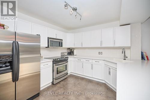 47 Flynn Court, St. Catharines, ON - Indoor Photo Showing Kitchen