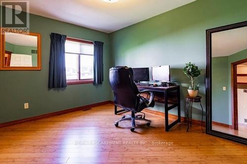 12 Ridge Point Drive, St. Catharines, ON - Indoor Photo Showing Office