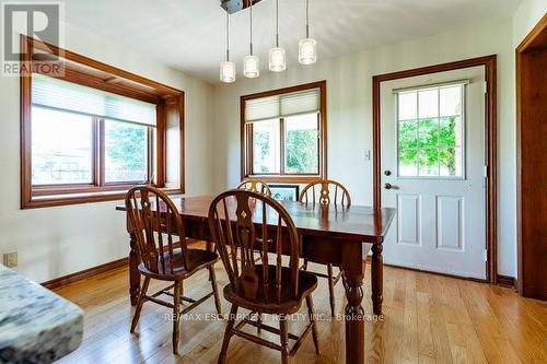 12 Ridge Point Drive, St. Catharines, ON - Indoor Photo Showing Dining Room