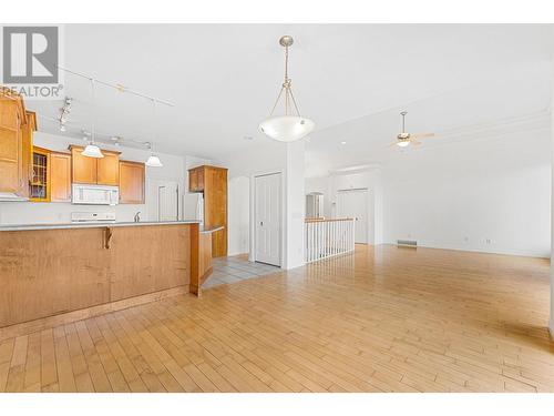 2567 Rhinestone Road, West Kelowna, BC - Indoor Photo Showing Kitchen