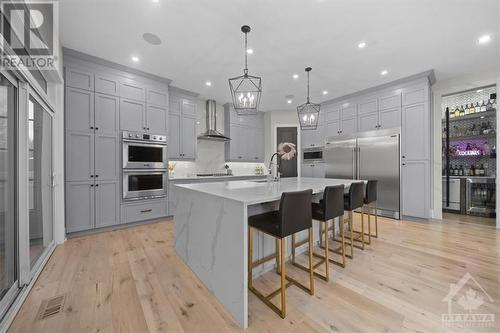 838 Rockson Crescent, Ottawa, ON - Indoor Photo Showing Kitchen With Upgraded Kitchen