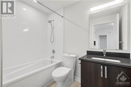 570 De Mazenod Avenue Unit#501, Ottawa, ON - Indoor Photo Showing Bathroom