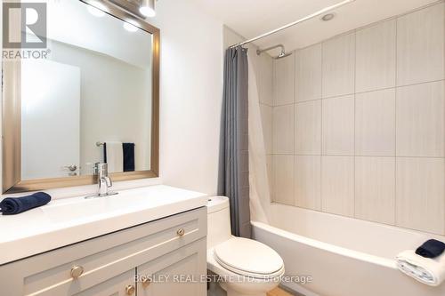 108 Seaton Street, Toronto (Moss Park), ON - Indoor Photo Showing Bathroom