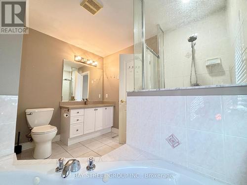 69 Princeton Avenue, Richmond Hill, ON - Indoor Photo Showing Bathroom