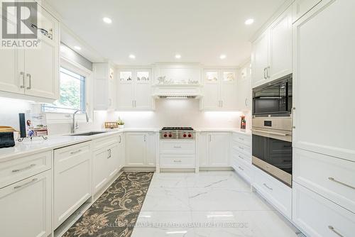 78 Beckenridge Drive, Markham, ON - Indoor Photo Showing Kitchen With Upgraded Kitchen