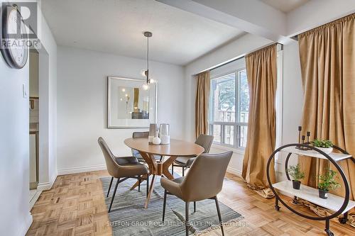 45 - 11 Plaisance Road, Richmond Hill (North Richvale), ON - Indoor Photo Showing Dining Room