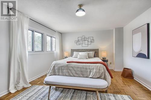 45 - 11 Plaisance Road, Richmond Hill, ON - Indoor Photo Showing Bedroom