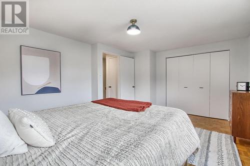 45 - 11 Plaisance Road, Richmond Hill, ON - Indoor Photo Showing Bedroom