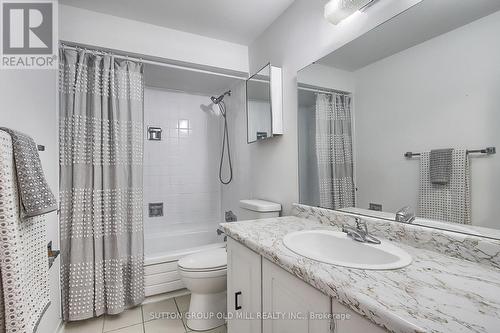 45 - 11 Plaisance Road, Richmond Hill, ON - Indoor Photo Showing Bathroom