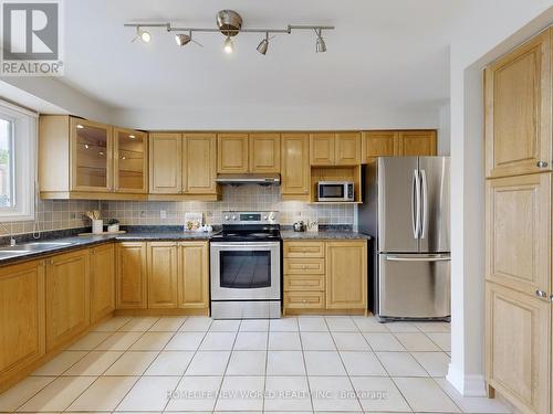 95 Cottonwood Court, Markham, ON - Indoor Photo Showing Kitchen With Stainless Steel Kitchen With Double Sink