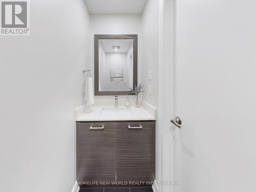 95 Cottonwood Court, Markham, ON - Indoor Photo Showing Bathroom