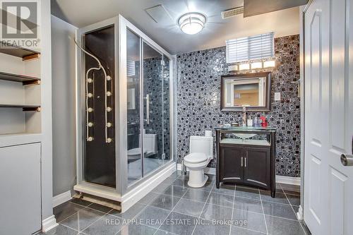 64 Metcalfe Drive, Bradford West Gwillimbury, ON - Indoor Photo Showing Bathroom