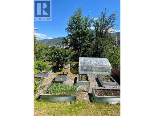 949 Milligan  Avenue, Trail, BC - Outdoor