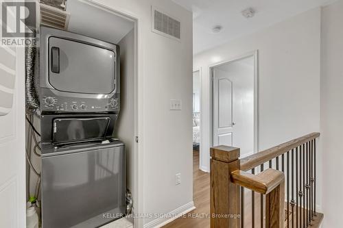 33 - 4620 Guildwood Way, Mississauga (Hurontario), ON - Indoor Photo Showing Laundry Room