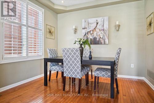 15 Balmy Way, Brampton (Vales Of Castlemore), ON - Indoor Photo Showing Dining Room