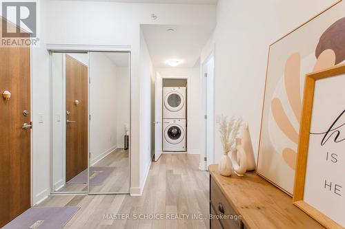 1407 - 3975 Grand Park Drive, Mississauga (City Centre), ON - Indoor Photo Showing Laundry Room