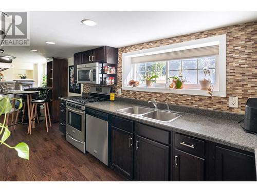 1894 Abbott Street, Kelowna, BC - Indoor Photo Showing Kitchen With Double Sink