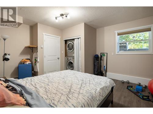 1894 Abbott Street, Kelowna, BC - Indoor Photo Showing Bedroom