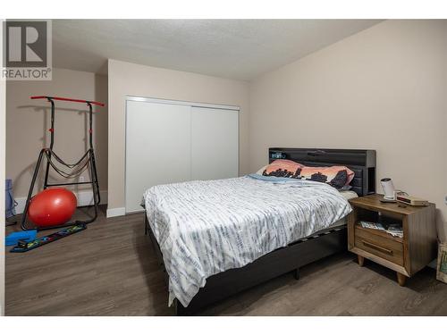 1894 Abbott Street, Kelowna, BC - Indoor Photo Showing Bedroom