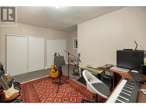 1894 Abbott Street, Kelowna, BC - Indoor Photo Showing Office