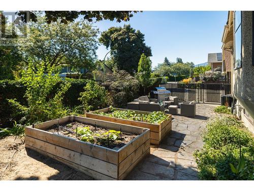 1894 Abbott Street, Kelowna, BC - Outdoor With Deck Patio Veranda