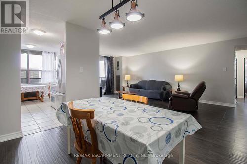 1602 - 21 Knightsbridge Road, Brampton (Queen Street Corridor), ON - Indoor Photo Showing Dining Room