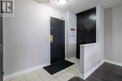 1602 - 21 Knightsbridge Road, Brampton (Queen Street Corridor), ON - Indoor Photo Showing Other Room