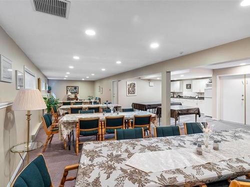 401-254 First St, Duncan, BC - Indoor Photo Showing Dining Room