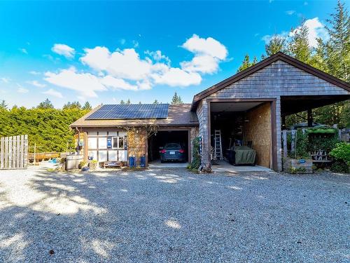 1860 Ashling Rd, Qualicum Beach, BC 