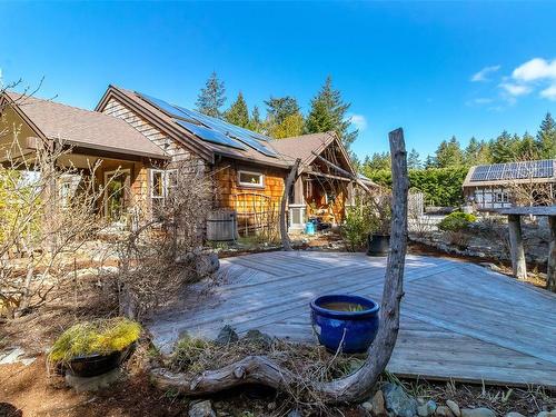 1860 Ashling Rd, Qualicum Beach, BC 