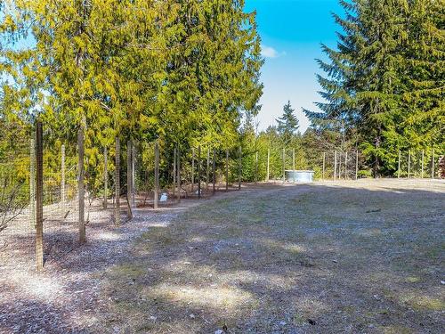 1860 Ashling Rd, Qualicum Beach, BC 