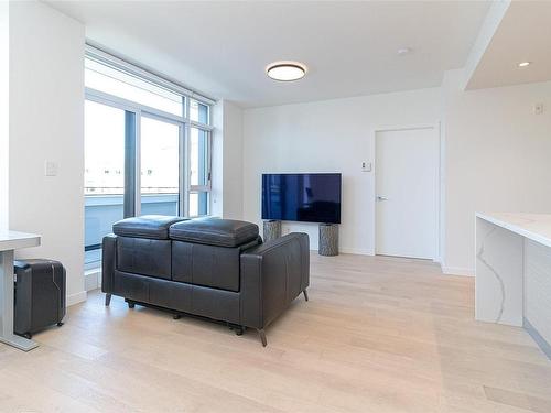 410-530 Michigan St, Victoria, BC - Indoor Photo Showing Living Room