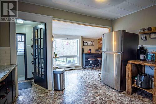 8 Wharf Road, Newcastle Creek, NB - Indoor Photo Showing Kitchen