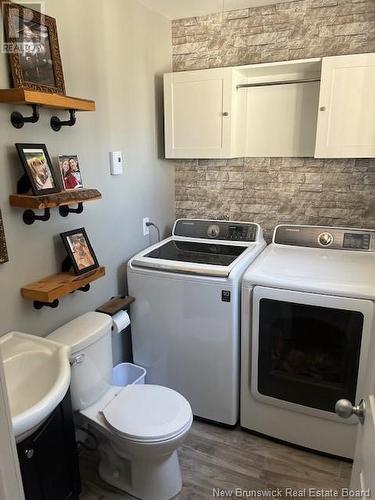 544 Montgomery Street, Dalhousie, NB - Indoor Photo Showing Laundry Room