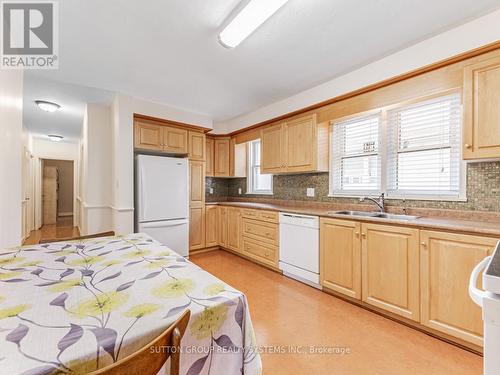 102 Paulart Drive, Toronto (Islington-City Centre West), ON - Indoor Photo Showing Kitchen With Double Sink